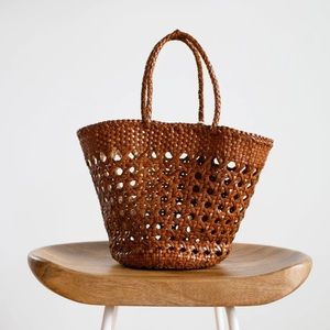 DRAGON DIFFUSION Cannage Myra woven leather basket bag in Tan
